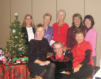 Flight A Ringer winners, back row left to right: Rose Welliver, Bessie Moretto, Cathy Nelms, Sandra Lawrence and Dreama Fumia; front row, Karen Stensrud, Sherry Morris and Alice Dyke