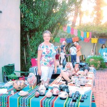 Quail Creek resident Vicki Sullivan at Mata Ortiz pottery booth