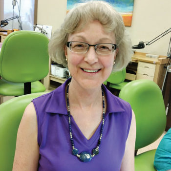 Jeanne Smith’s Basic Bead Stringing necklace and earrings