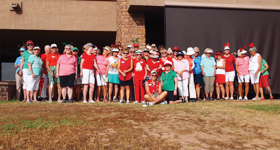 The majority of the Putters wore holiday colors on Christmas in July day. Photo by Sylvia Butler.